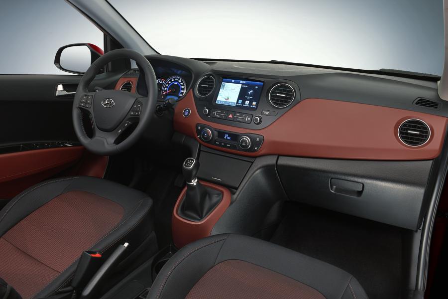 Торпедо Hyundai i10 2016 года  (фото 8 из 42)
